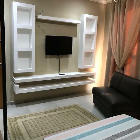 Апартаменты Imperial 2 Calcadao Корнелиу-Прокопиу Экстерьер фото